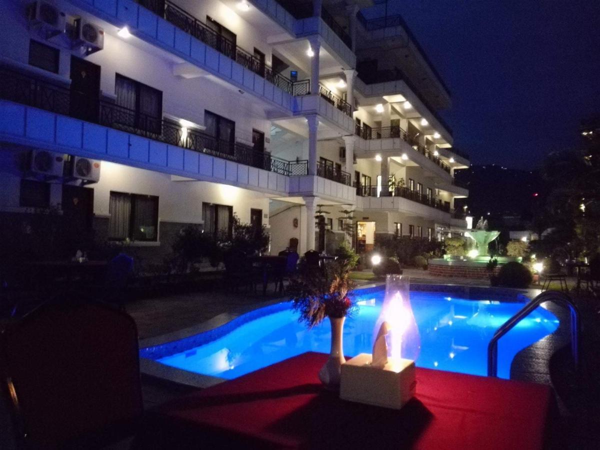Hotel Swapna Bagh- Your Place Pokhara Extérieur photo